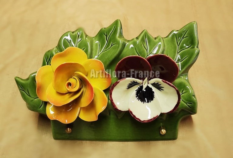 CROISSANT FEUILLES 1 ROSE 1 PENSEE