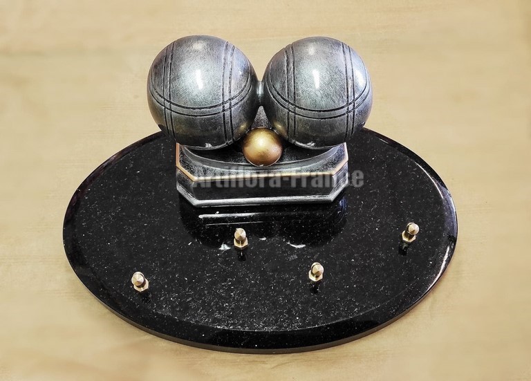 STATUE RESINE BOULES DE PETANQUE