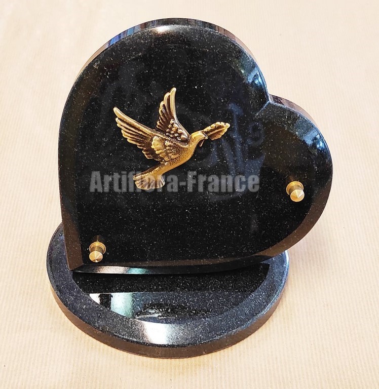 PLAQUE GRANIT FORME COEUR 16CM