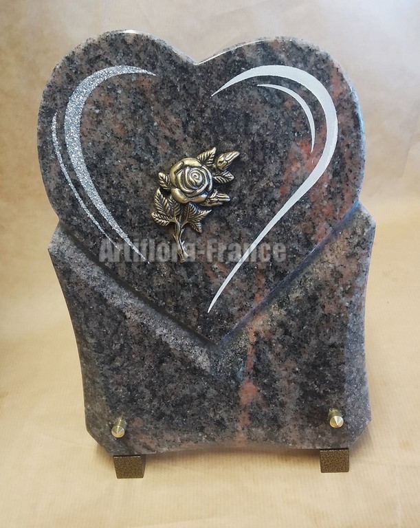 PLAQUE GRANIT FORME COEUR 18X25CM